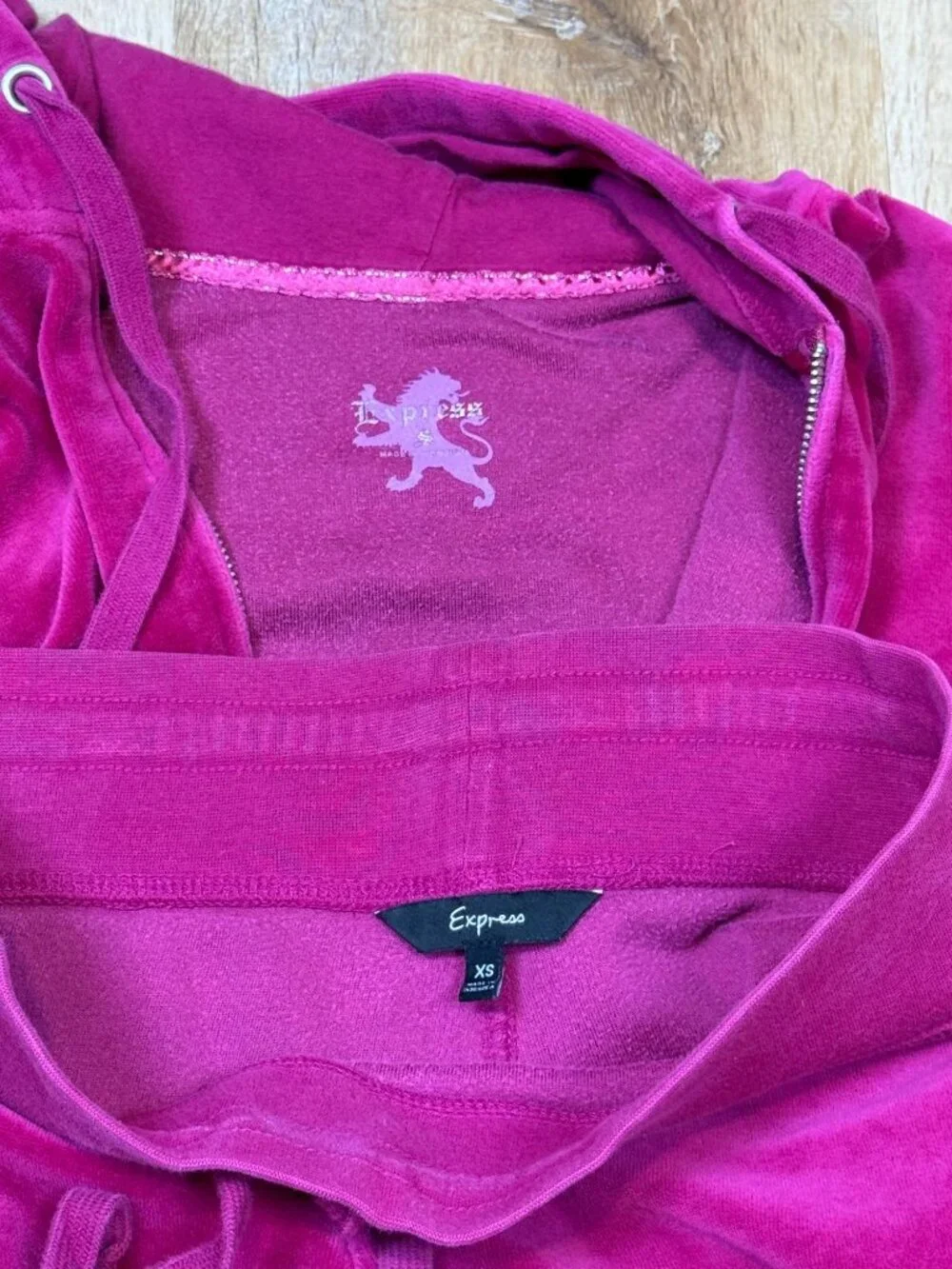 Express rare y2k